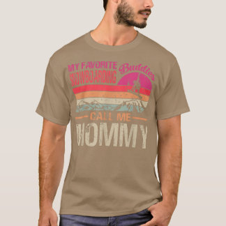 My Favourite Snowboarding Buddies Call Me Mummy Vi T-Shirt