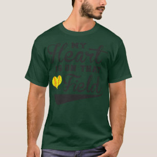 My Heart Is On That Field Fastpitch Softball Mum T-Shirt