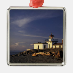 N.A., USA, Washington, Seattle Westpoint Metal Tree Decoration