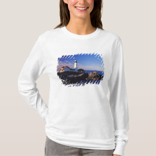 NA, USA, Maine. Portland Head lighthouse. T-Shirt