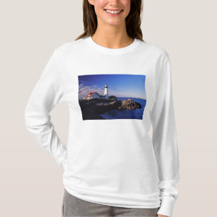 NA, USA, Maine. Portland Head lighthouse. T-Shirt
