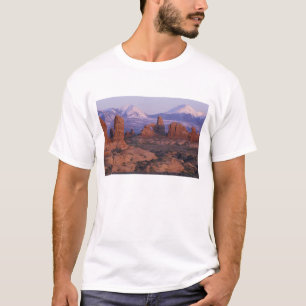 NA, USA, Utah, Arches National Park. Garden of T-Shirt