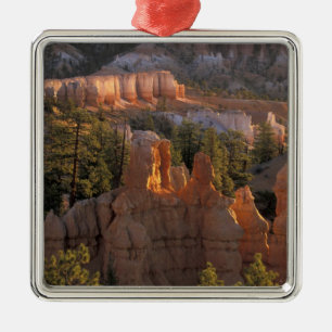 NA, USA, Utah, Bryce Canyon NP 2 Metal Tree Decoration