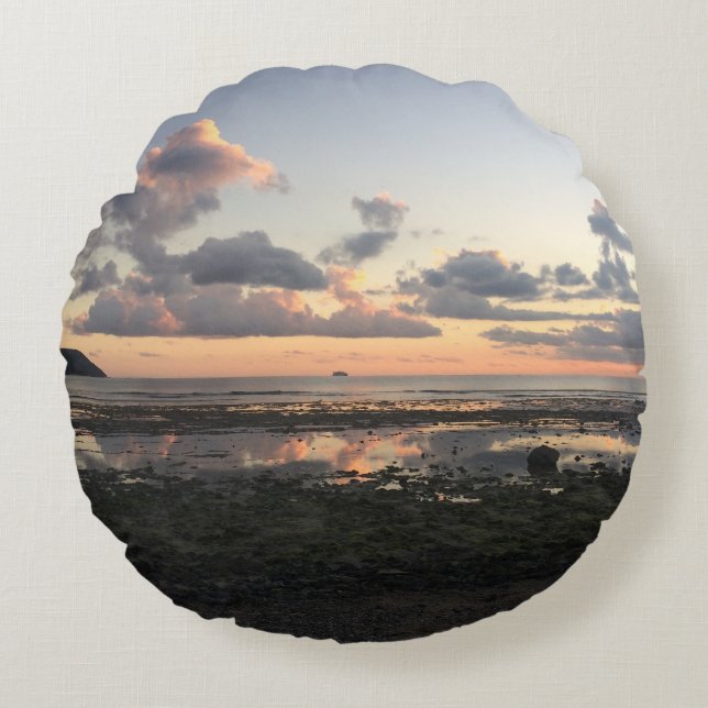 Nacula Island - Fiji Round Cushion (Front)