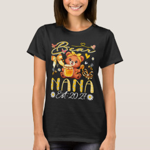 Nana Est 2027 Floral Bow Tie Mothers Day Bear T-Shirt