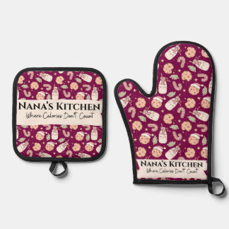 Nana’s Kitchen , Funny Grandmother  Oven Mitt & Pot Holder Set