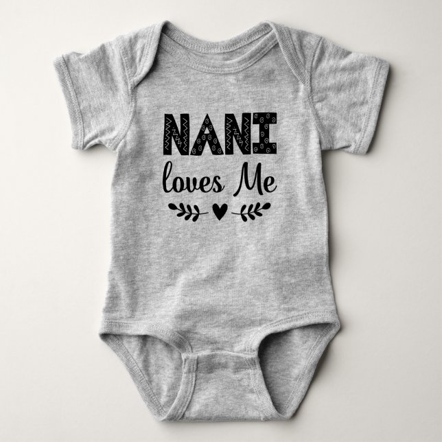 Nani Loves Me Gift for Grandchild Baby Bodysuit (Front)