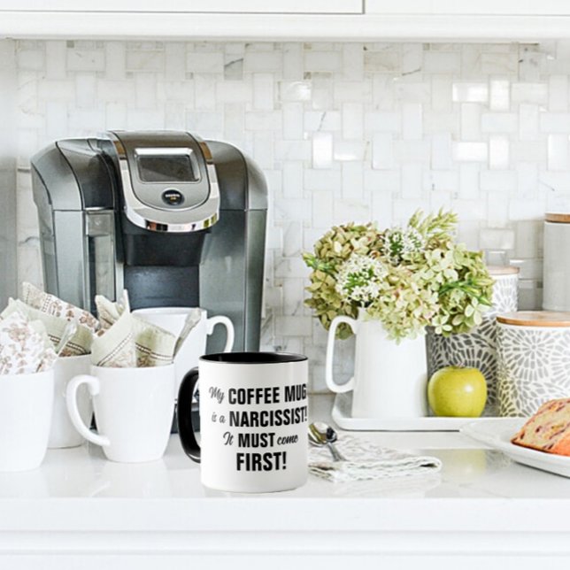 narcissist coffee mug (Creator Uploaded)