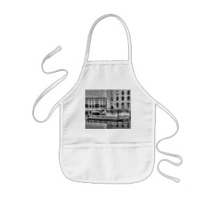 Narrowboat Albert Dock Kids Apron
