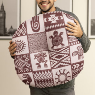 Native Americans Ethnic Symbols Brown Pattern Round Cushion