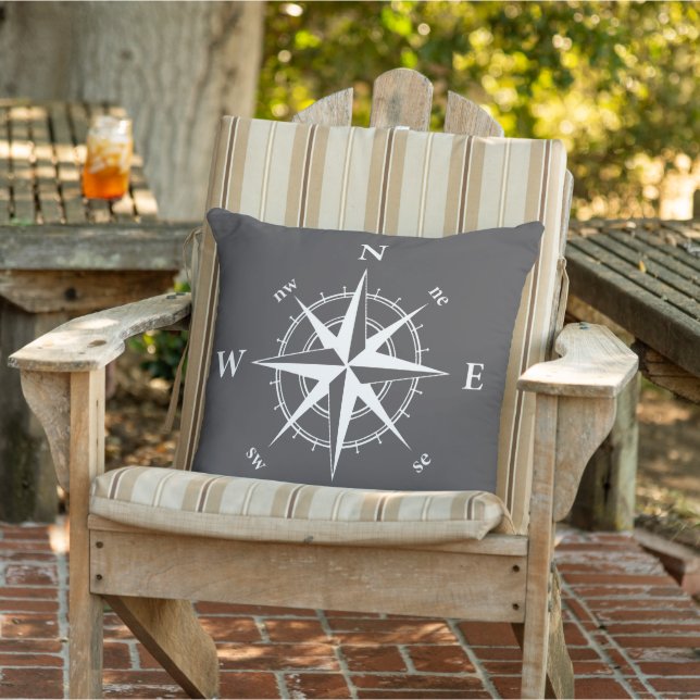 Nautical compass cushion (Chair)