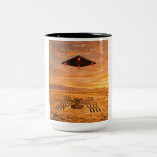 Nazca Spider Two-Tone Coffee Mug