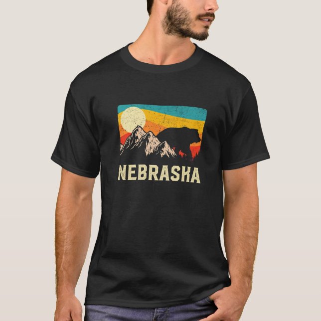 Nebraska Nature Wild Bear Retro Sunset Hiking T-Shirt (Front)