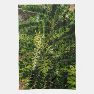 Necklace Pod Welcomes Spring Kitchen Towels