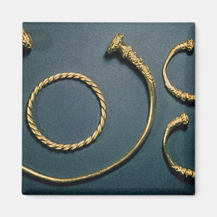Necklet and bracelets from Waldalgesheim Magnet