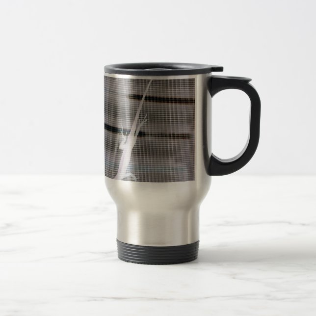 Negative image of a lizard on a window screen travel mug (Right)