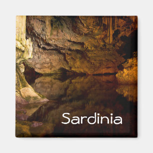 Neptune's Grotto, with 'Sardinia' text magnet