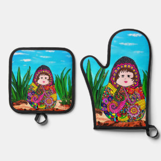 Nesting Doll Oven Mitt & Pot Holder Set