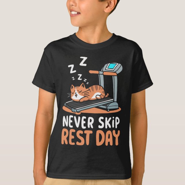 Never Skip Rest Day Funny Bodybuilding Cat Workout T-Shirt (Front)