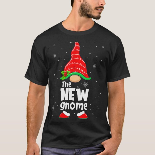 New Gnome Matching Family Group Christmas Party Pa T-Shirt (Front)