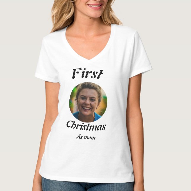 New mother 2025 Christmas photo T-Shirt (Front)