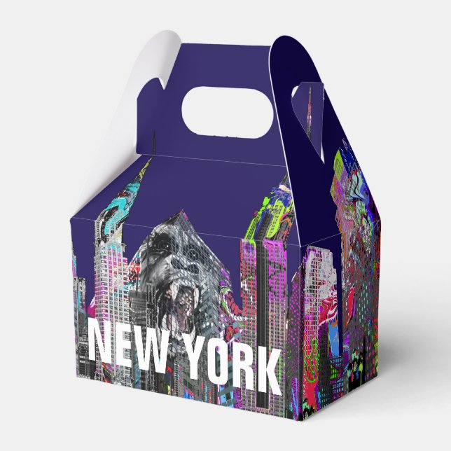 New York city in graffiti Favour Box (Front Side)