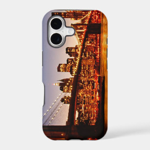 New York cityscape with bridge over river