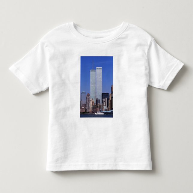 New York, USA. Twin towers of the famous World Toddler T-Shirt (Front)