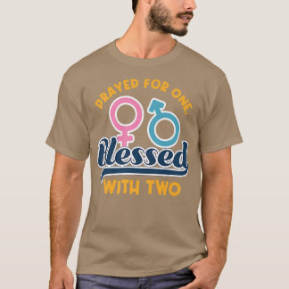 Newborn Twins Funny Saying Pregnancy Mum  T-Shirt