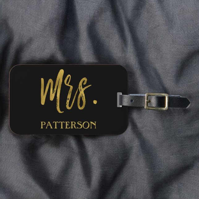 Newlywed Mrs. Last Name Luggage Bag Tag (Creator Uploaded)