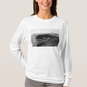 Newport, Oregon Yaquina Lighthouse View T-Shirt