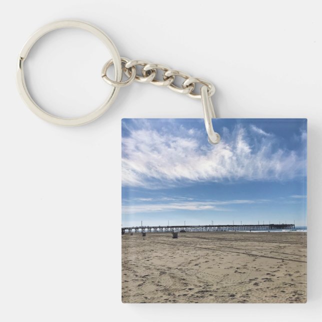 Newport Pier, Newport Beach, California Key Ring (Front)