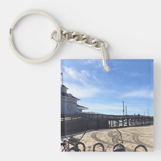 Newport Pier, Newport Beach, California Key Ring (Front)