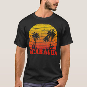 Nicaragua Surfer Vintage Surf Surfing Nica Souveni T-Shirt