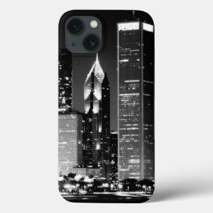 Night view of Chicago's famous cityscape iPhone 13 Case