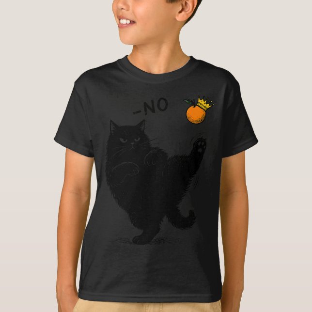 No Kings In America Black Cat Funny Litical Meme F T-Shirt (Front)