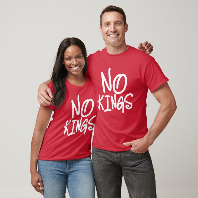No Kings. T-Shirt (Unisex)