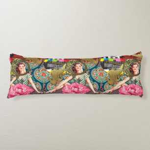 No-Signal - Cheeky Lady Body Cushion