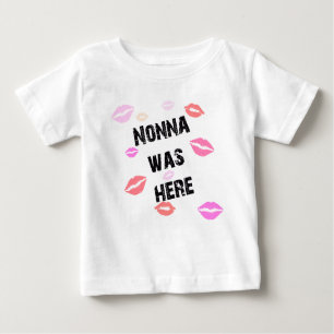 Nonna kisses baby T-Shirt