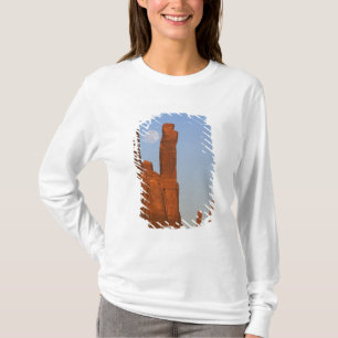 North America, U.S.A., Utah, Monument Valley, 2 T-Shirt