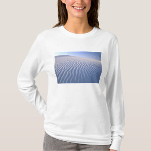 North America, USA, New Mexico, White Sand Dunes T-Shirt