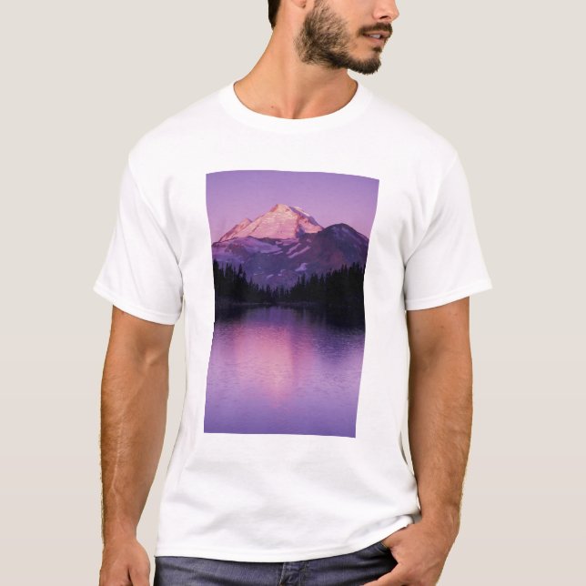North America, USA, Washington, Mount Baker T-Shirt (Front)