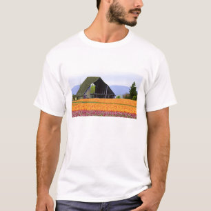 North America, USA, Washington, Skagit Valley. 2 T-Shirt