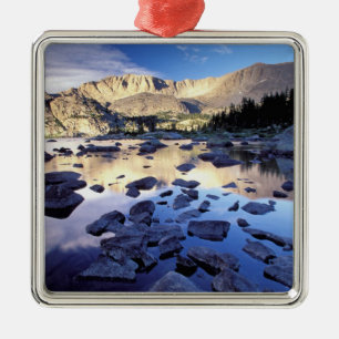 North America, USA, Wyoming, Yellowstone 3 Metal Tree Decoration