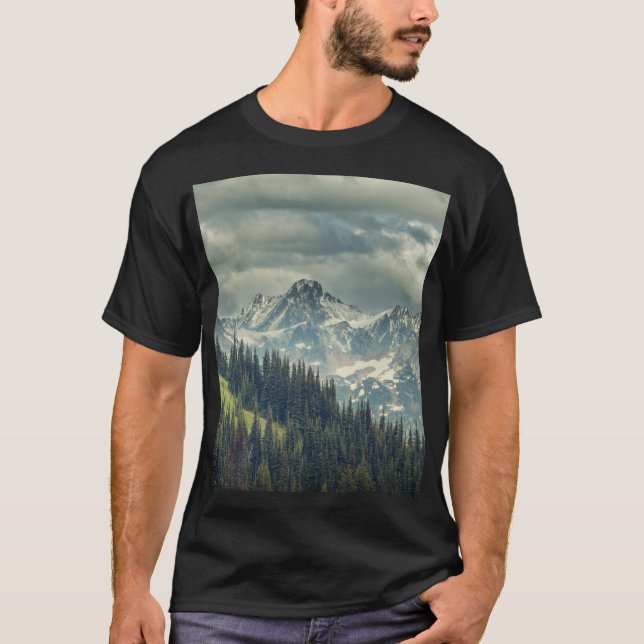 North Cascade: Majestic Mountain Peak. T-Shirt (Front)