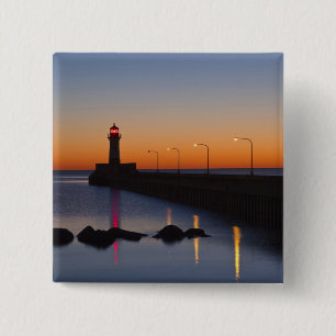 North pier Lighthouse in Duluth, Minnesota, 15 Cm Square Badge