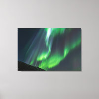 Northern Lights Glowing | North Iceland