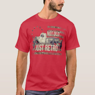 Not Old Just Retro Vintage Usa Flag Pickup Truck L T-Shirt
