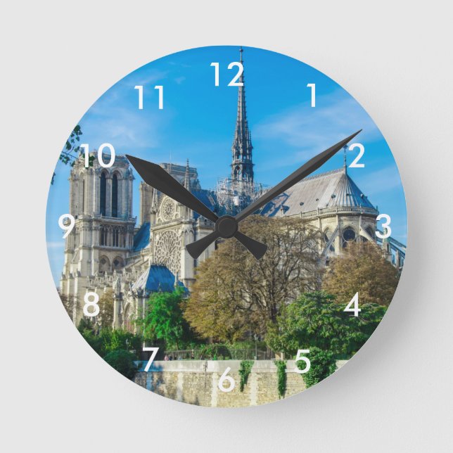Notre Dame de Paris in France Round Clock (Front)