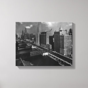 November 1939:  The city of Chicago Canvas Print